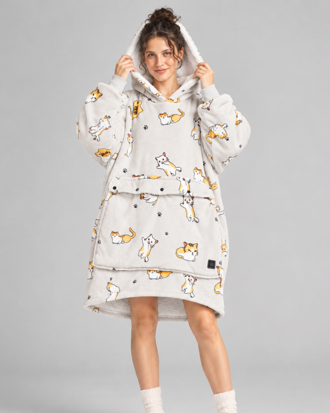 Toasti Blanket in Sunday Cat — full body